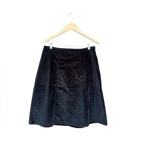 Eddie Bauer Women’s Black Velvet A Line Knee Length Skirt Size 10